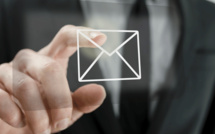 Managing emailing and postal mailing campaigns